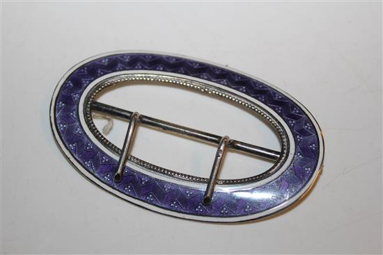 Silver and enamel belt buckle(-)
